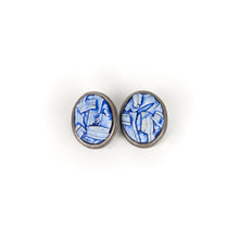 Load image into Gallery viewer, Ford and Forlano Large Button Earrings
